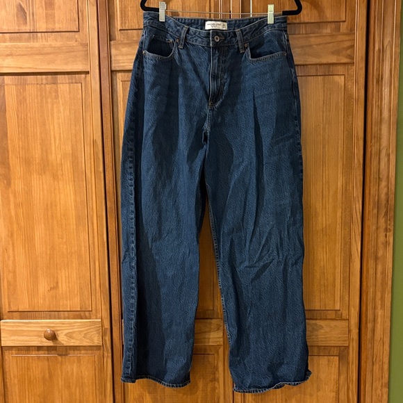 Abercrombie & Fitch Denim - Abercrombie & Fitch Curve Love Dark Blue Wide Leg Jeans Size 31 / 12